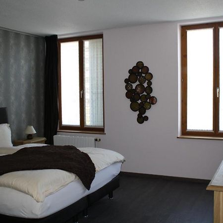 מונטיי Hotel De La Gare מראה חיצוני תמונה