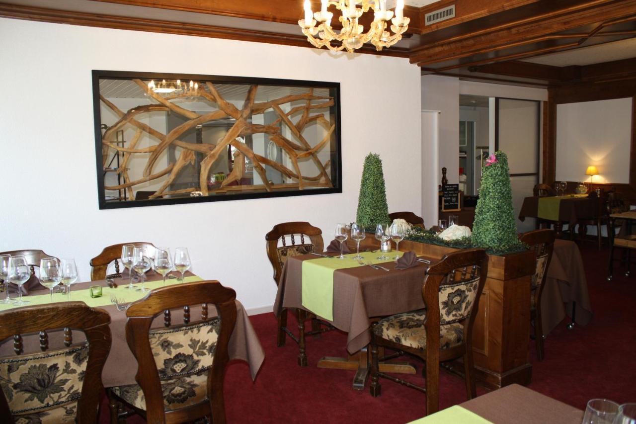 מונטיי Hotel De La Gare מראה חיצוני תמונה